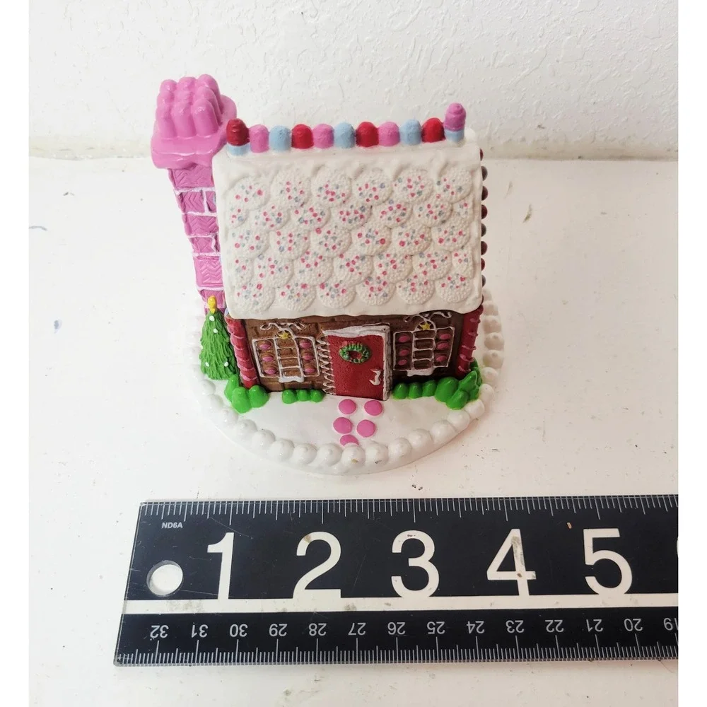 American Girl Wellie Wishers 2012 Gingerbread House Accessory